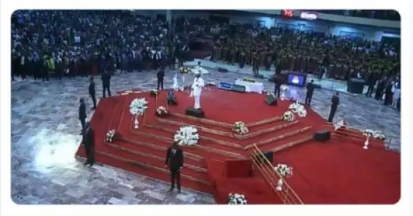 Bishop Oyedepo’s 9 ‘Bodyguards’ At Shiloh 2019 Sparks Controversy Online